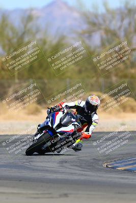 media/Mar-12-2022-SoCal Trackdays (Sat) [[152081554b]]/Turn 2 (1145am)/